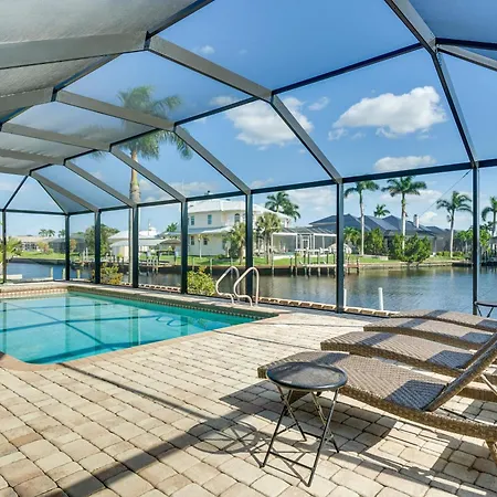 Cape Coral Canal-Front Home With Private Pool And Dock